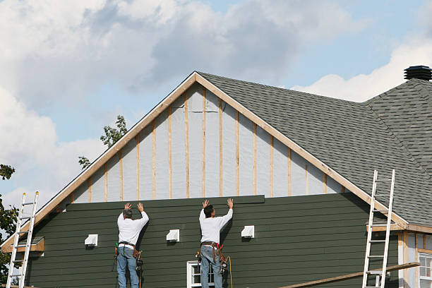 Professional Emergency Siding Repair technician working in Enon, VA